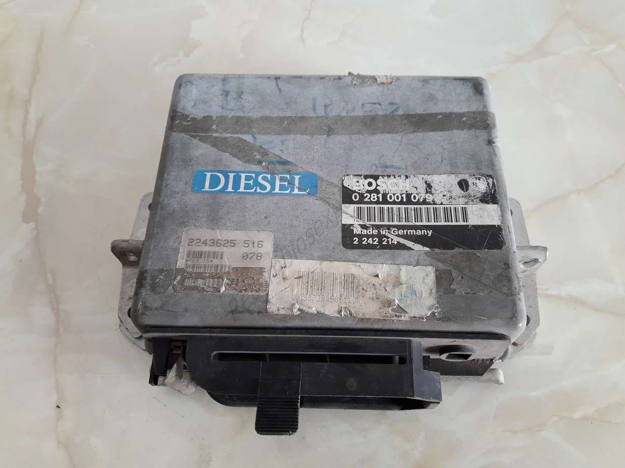 Centralita del motor BMW E34 2242214 2243628 BOSCH 0281001079 0 281 001 079