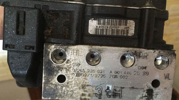 Unidad hidráulica del ABS Mercedes Siprinter 0265950481 A0014462589 0265235031 - Imagen 3