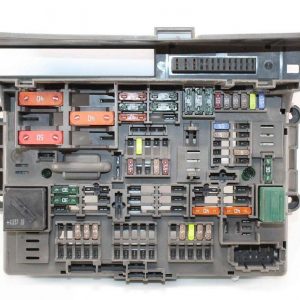 Caja de fusibles BMW E90 E93 E92 E82 E88 911944605 9119446-05 17925000004A 17925.000.004A 90603125 9119446 B010110700