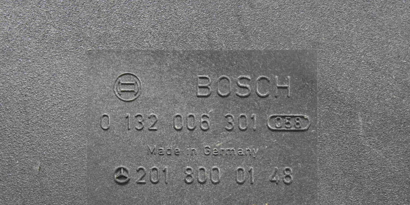 Bomba cierre centralizado Mercedes W126 2018000148 201 800 01 48 Bosch 0132006301 0 132 006 301 - Imagen 2
