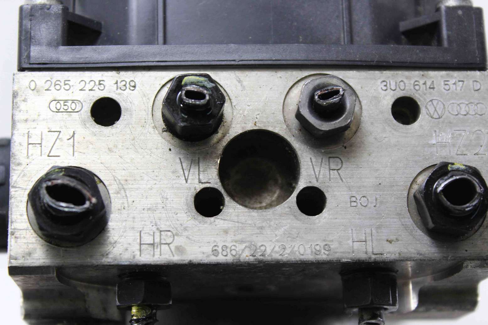 ABS Skoda Superb 3U0614517D 3U0 614 517 D Bosch 0265225139 0 265 225 139 026595006 0 265 950 063 685174 - Imagen 2