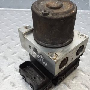 MODULO ABS MN475997 AC045001774 9052732145 DE MITSUBISHI GALANT