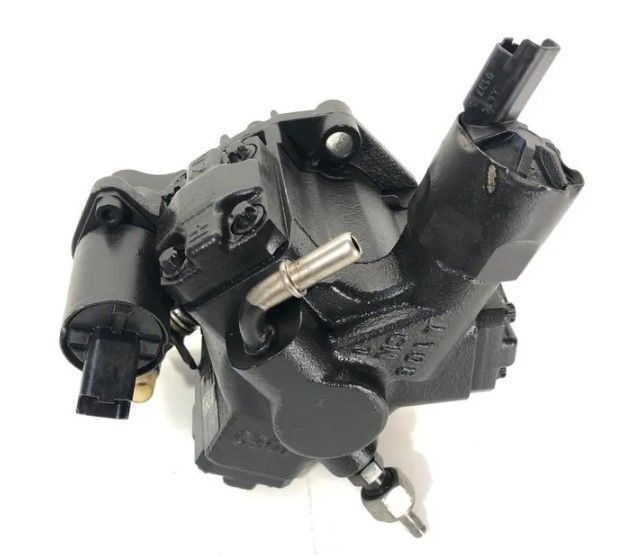VOLVO V50 BOMBA DE ALTA PRESIÓN DE INYECCIÓN DE COMBUSTIBLE 5WS40380 A2C27100268