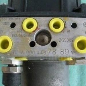 MERCEDES-BENZ SPRINTER W901 W902 W903 W904 BOMBA ABS A0004467889 0265225301