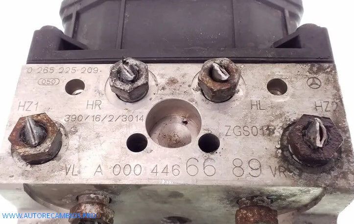 MERCEDES-BENZ VITO - VIANO ABS A0004466689 0265225209 0265950094