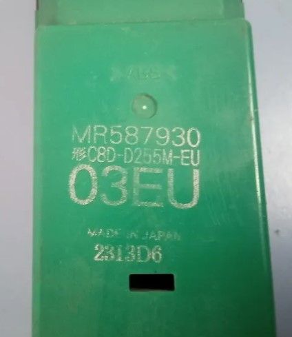 MITSUBISHI PAJERO INTERRUPTOR DEL ELEVALUNAS ELÉCTRICO MR587930 C8DD255MEU - Imagen 2