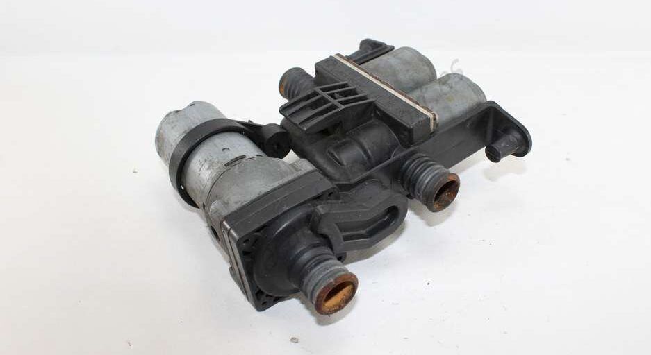 Valvula intercambio de calefaccion BMW E39 E38 1147412135 1 147 412 135 0392020041 0 392 020 041