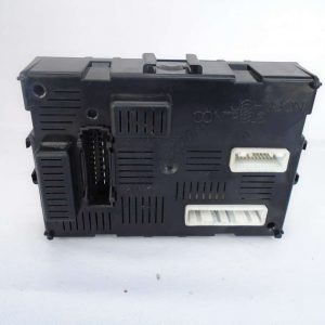 BCM CAJA FUSIBLES NISSAN MICRA 284B2AX620 216762702A 21676270 2A BCML2N