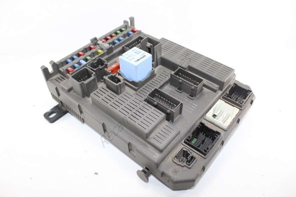 BSI Caja de fusibles Peugeot Citroen 9643805380 96 438 053 80