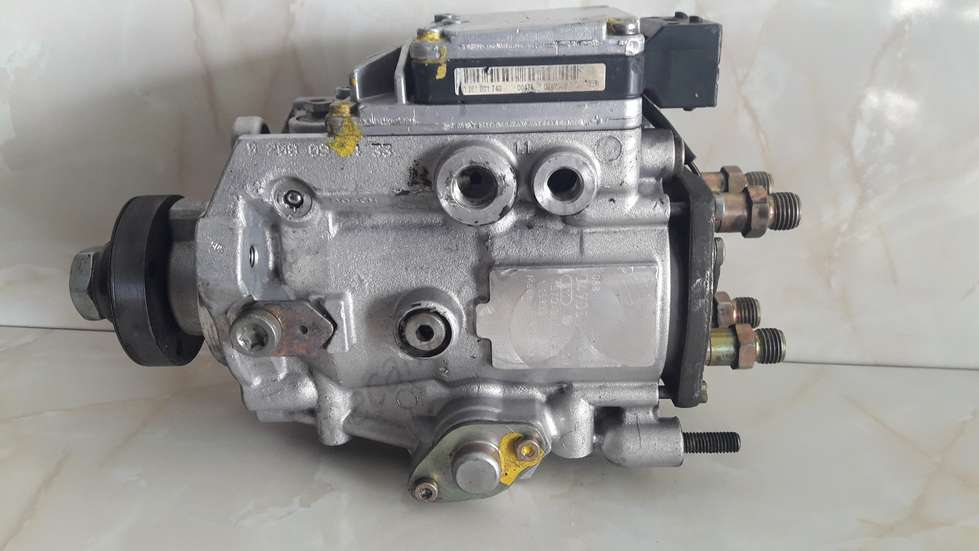Bomba de inyección ford mondeo 1s7q9a543ab 1s7q-9a543-ab 0281001740 0 281 001 740 bosch 0470504021