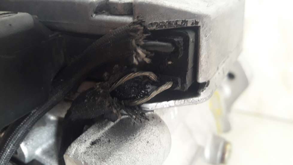 Bomba de inyección ford mondeo 1s7q9a543ab 1s7q-9a543-ab 0281001740 0 281 001 740 bosch 0470504021 - Imagen 3