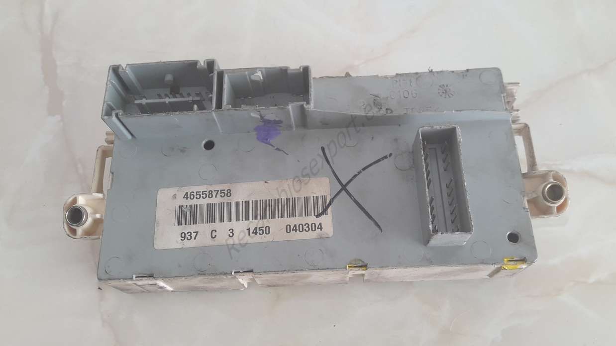 Caja de Fusibles Alfa Romeo 147 Magneti Marelli 501208570100 51711428