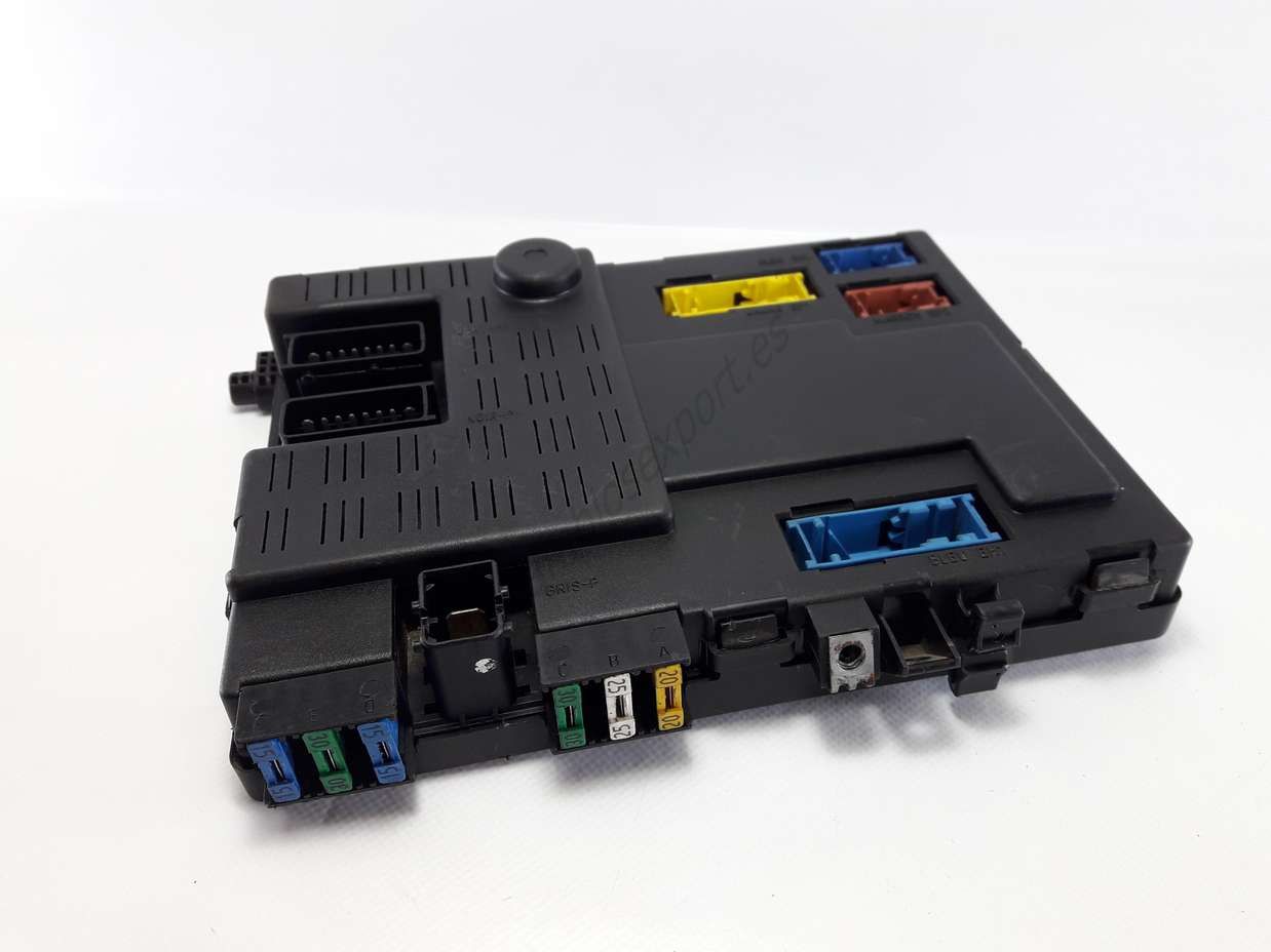 Caja de fusibles Citroen Xsara 9644663080 96 446 630 80 VALEO 73007612 BSI_N7 D3