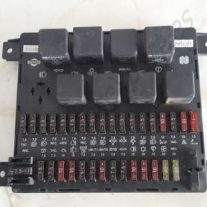 Caja de fusibles Nissan Trade 24063G4900 24063-G4900