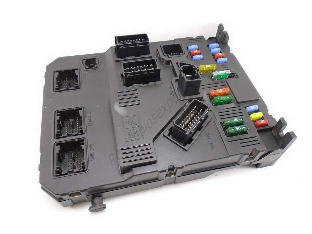 Caja de fusibles peugeot citroen 9653667680 siemens s118085220e s118085220 e bsi e02-00