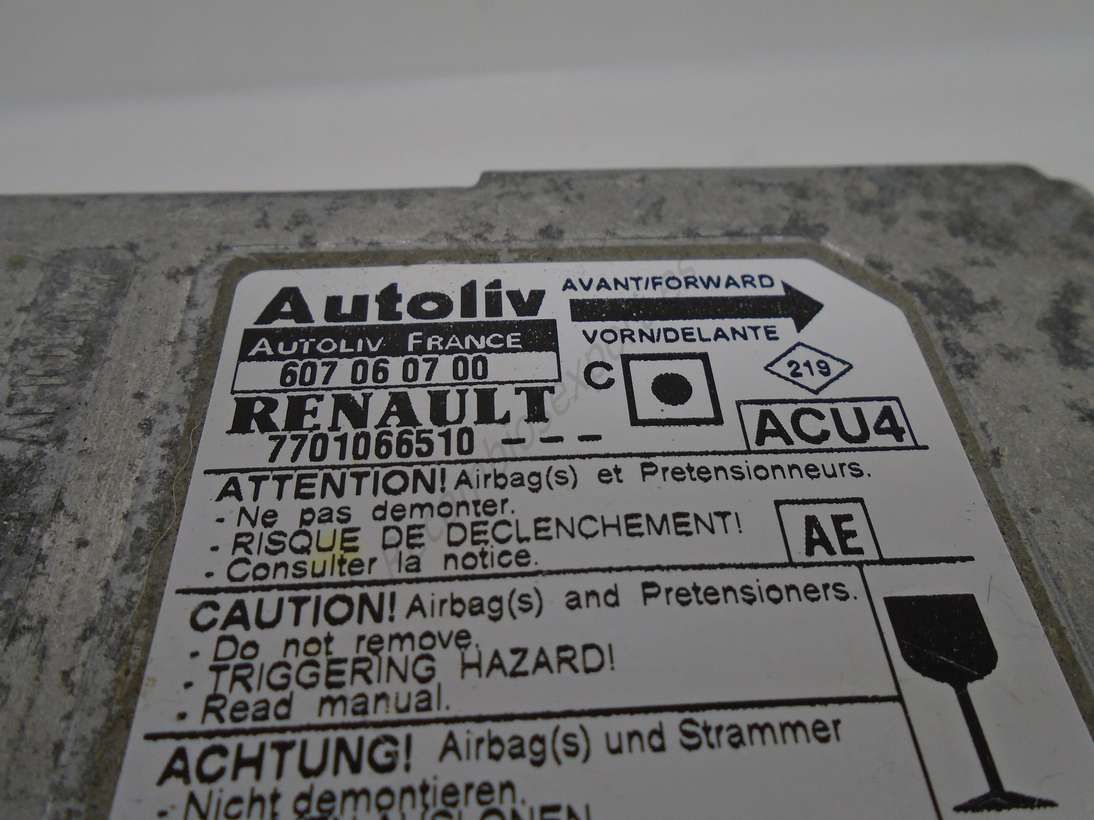 Centralita Renault Megane 7701066510 Autolov 607060700 607 06 07 00 ACU4 AE - Imagen 2
