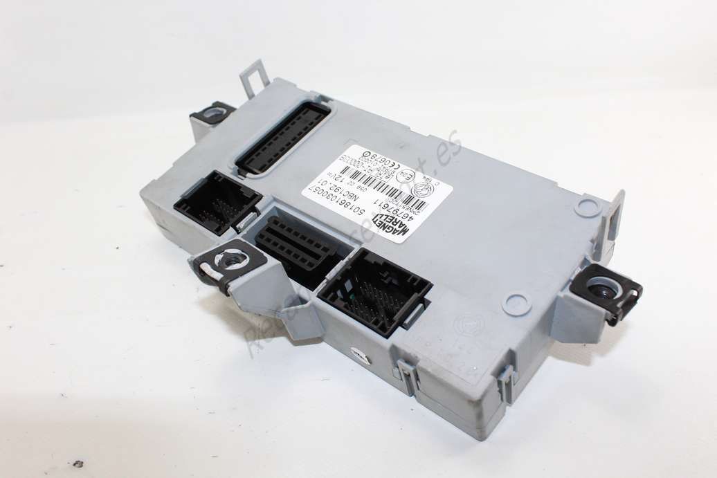 Centralita caja de fusibles Fiat Stilo Punto Alfa Romeo 46797611 Magneti Marelli NBC192.01
