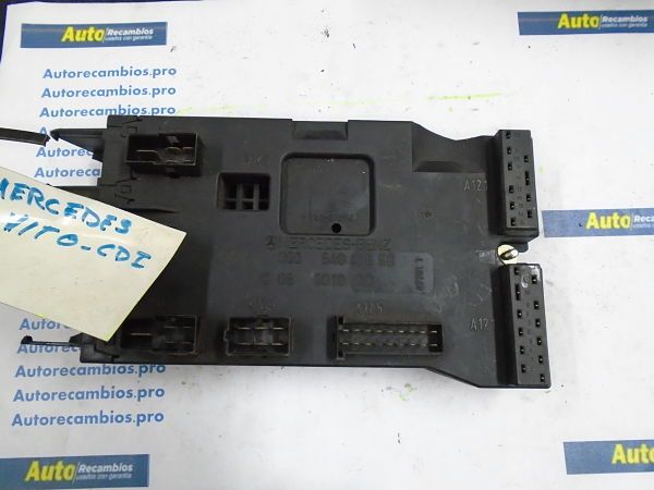 CAJA RELES / FUSIBLES MERCEDES SPRINTER A0005400650 0005400650