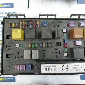 CAJA RELES FUSIBLES OPEL ASTRA 5DK00866812 13191127