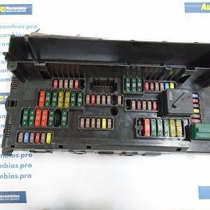 CAJA RELES / FUSIBLES BMW 317033442E 925281501