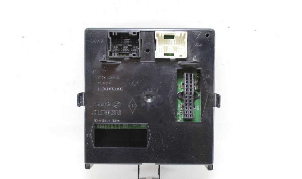 BSI Caja de fusibles Renault Laguna 8200309015N 8200262050 8200283811
