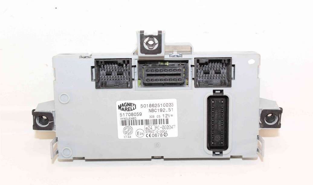 BSI Caja de fusibles Fiat Stilo 51708059 Magneti Marelli 501862510023