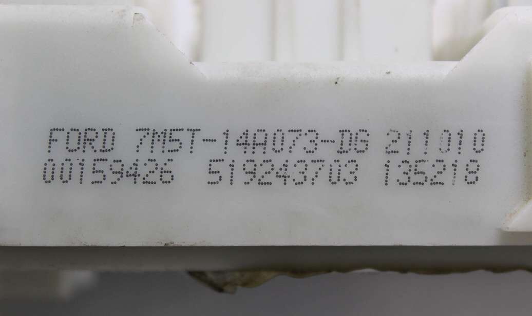 Caja de fusibles Ford Focus 7M5T14A073DG 7M5T-14A073-DG 519243703 97RA000001 97RA-00 0001 97RA012108 97RA-01 2108 8M5T14014CND 8M5T 14014 CND - Imagen 2