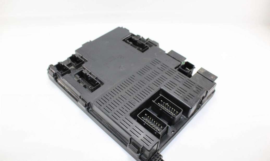 Caja de fusibles Citroen Xsara 9648546480 96 485 464 80 Valeo 73008512 730 085 12