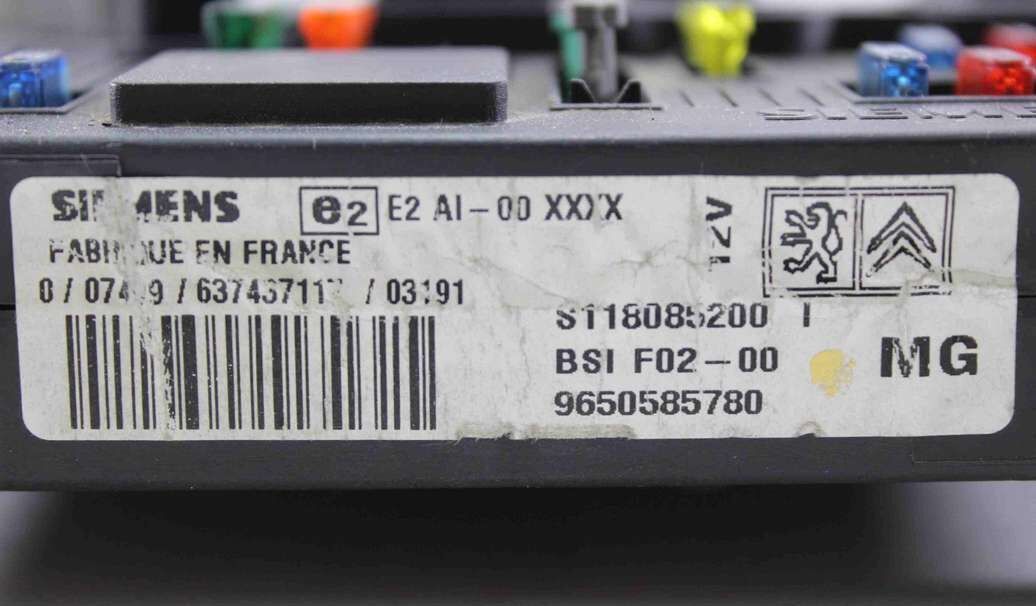 Caja de fusibles Citroen C3 9650585780 Siemens S118085200I S118085200 I - Imagen 2