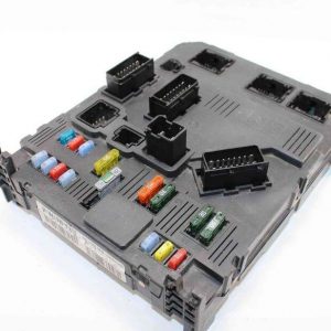 Caja de fusibles Citroen Xsara Picasso Peugeot Partner 9657999680 BSI E01-00 Siemens S118085320F S118085320 F