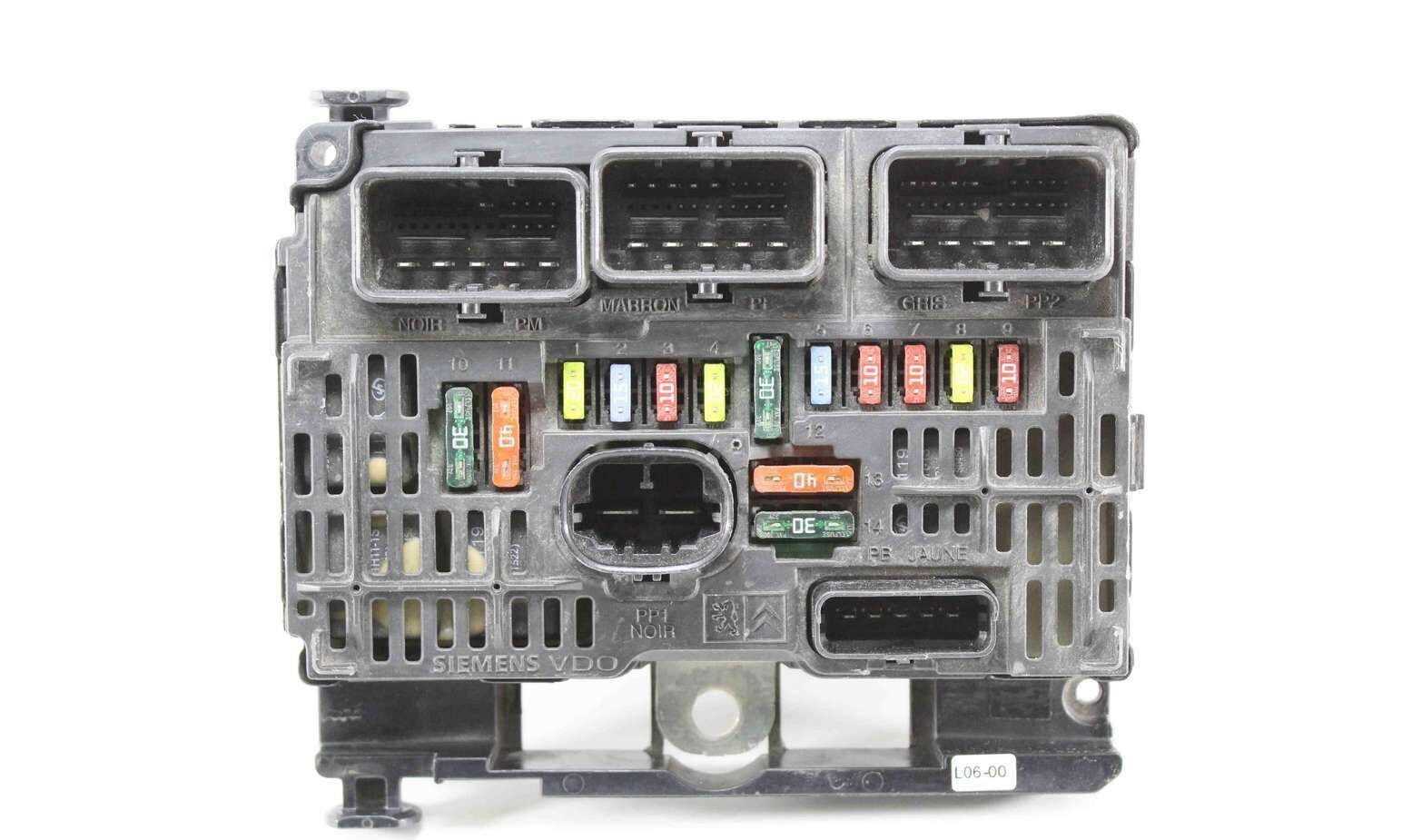 Caja de fusibles Peugeot Citroen 9657718780 Siemens S118983006K S118983006 K BSML0600 BSM-L06-00