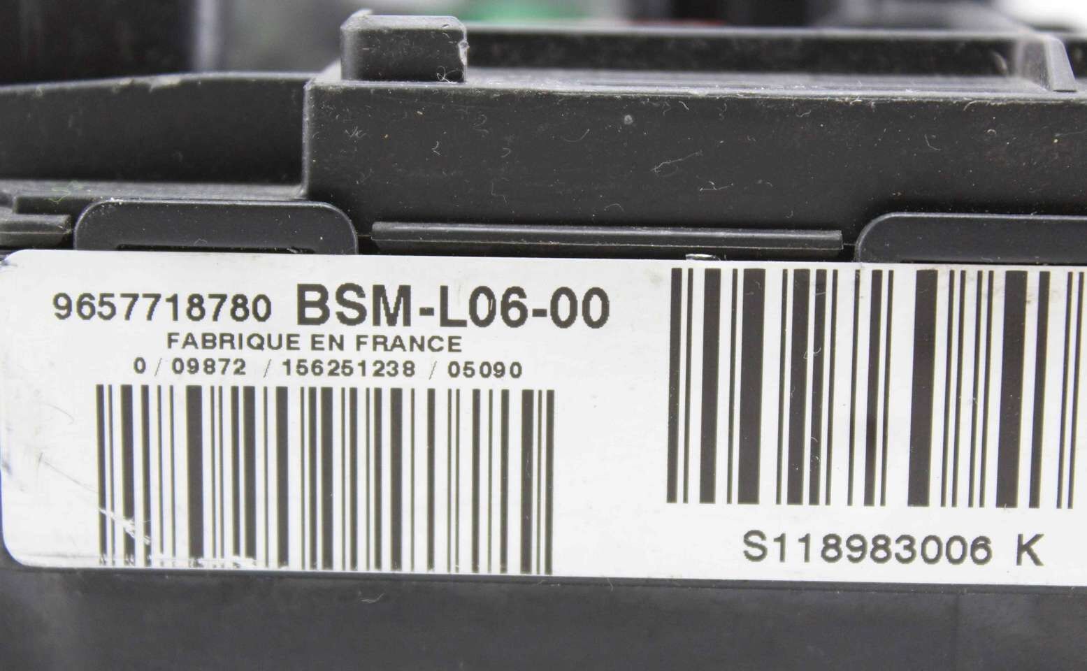 Caja de fusibles Peugeot Citroen 9657718780 Siemens S118983006K S118983006 K BSML0600 BSM-L06-00 - Imagen 2