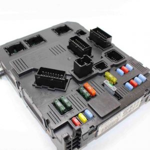BSI Caja de fusibles Peugeot 206 Citroen Berlingo 9657999780 S118085220F S118085220 F