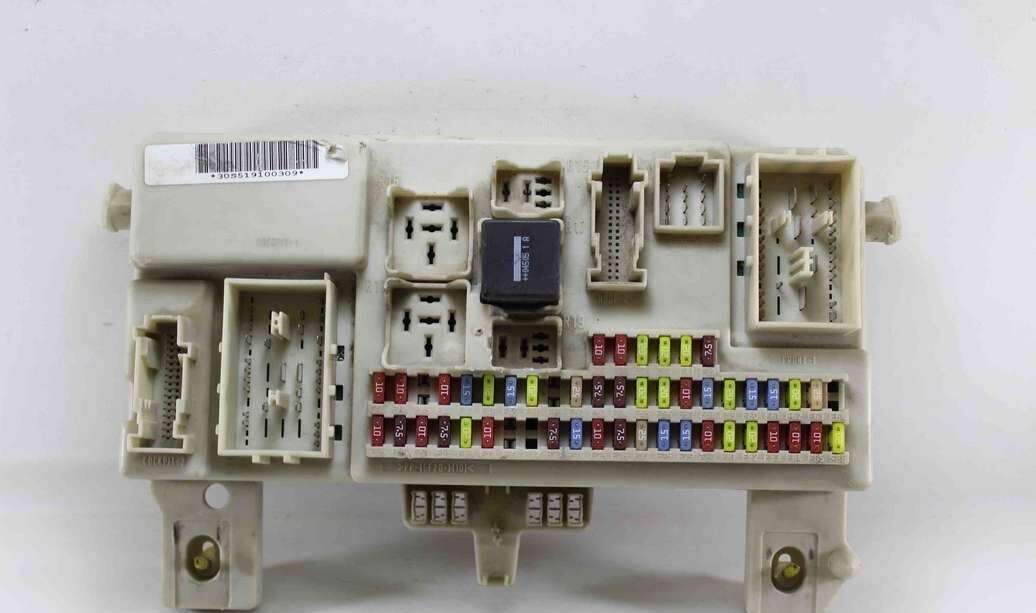 Caja de fusibles Ford Focus 4M5T14A073DD 4M5T 14A073 DD 3M5T14014CME 3M5T 14014 CME