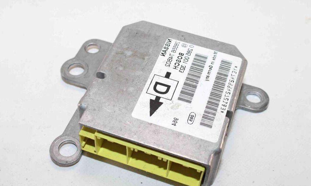 Centralita de airbag Nissan Micra 2855674B02 28556 74B02 Bosch 0285001323 0 285 001 323 D