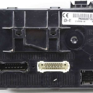 Caja de fusibles Renault Clio P8200207134C