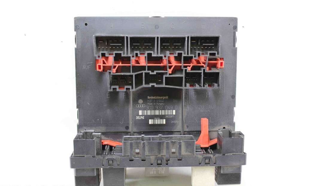 Caja de fusibles VW Caddy Golf V Passat Touran Tiguan 3C0937049D 3C0 937 049 D Delphi 28022871