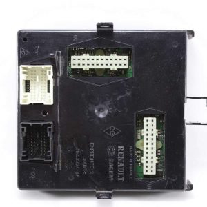 Caja de fusibles Renault Laguna 8200447508 8200534447 8200371619