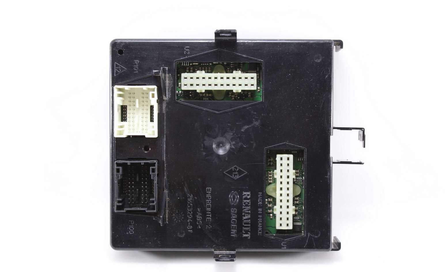 Caja de fusibles Renault Laguna 8200447508 8200534447 8200371619