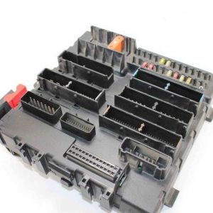 Caja de fusibles BSI Opel Vectra C 13112910 13 112 910 519045025 AQ