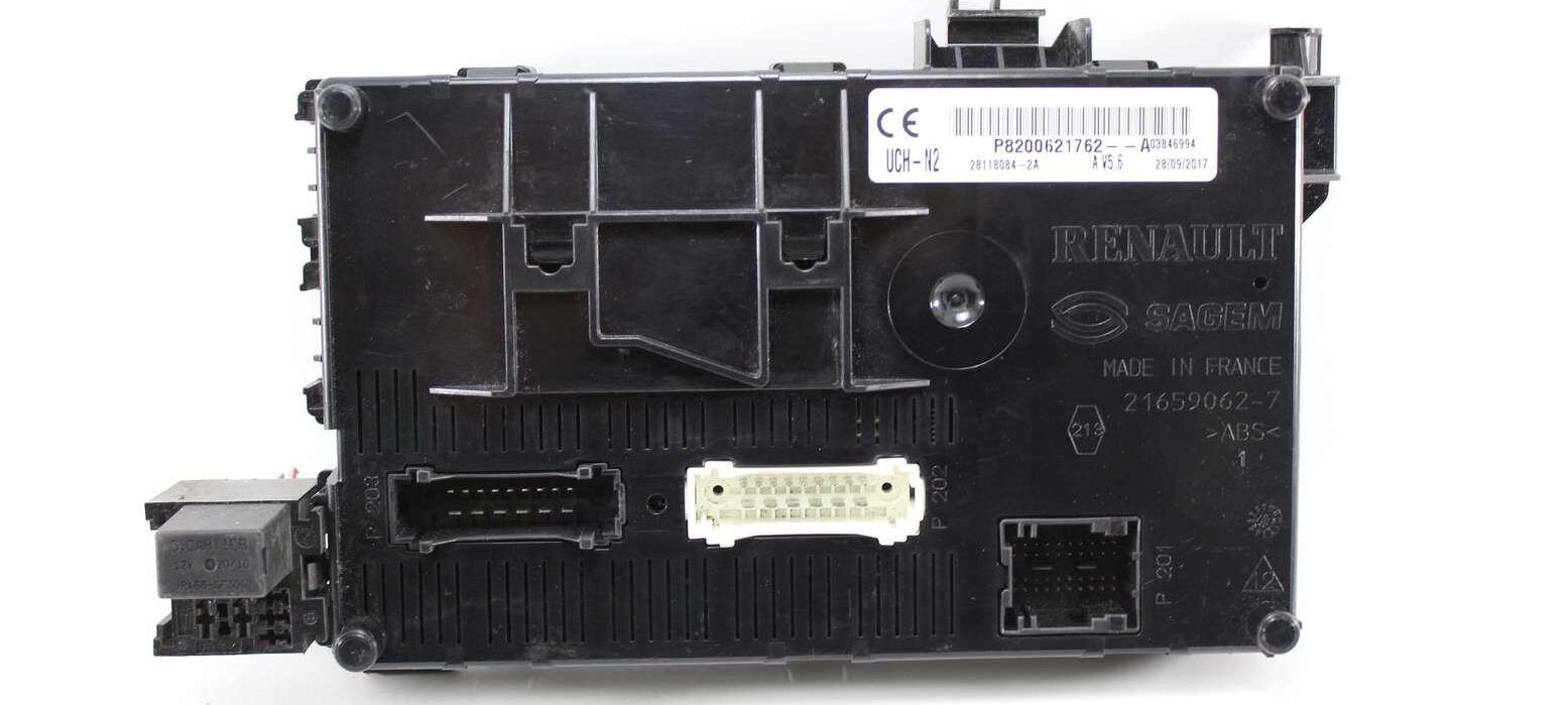 Caja de fusibles Renault Clio P8200621762 P8200621762---A P8200621762A UCH -N2