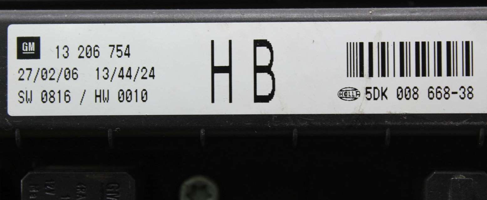 Caja de fusibles Opel Astra H Zafira B 13206754 HB 13206754HB 13 206 754 HB Hella 5DK00866838 5DK 008 668-38 - Imagen 3