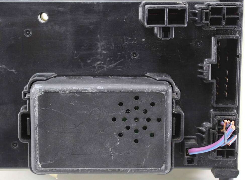 Caja de fusibles Ford Mondeo 93BG14K150AD 93BG-14K150-AD 93BG14A073EH 93BG-14A073-EH - Imagen 2
