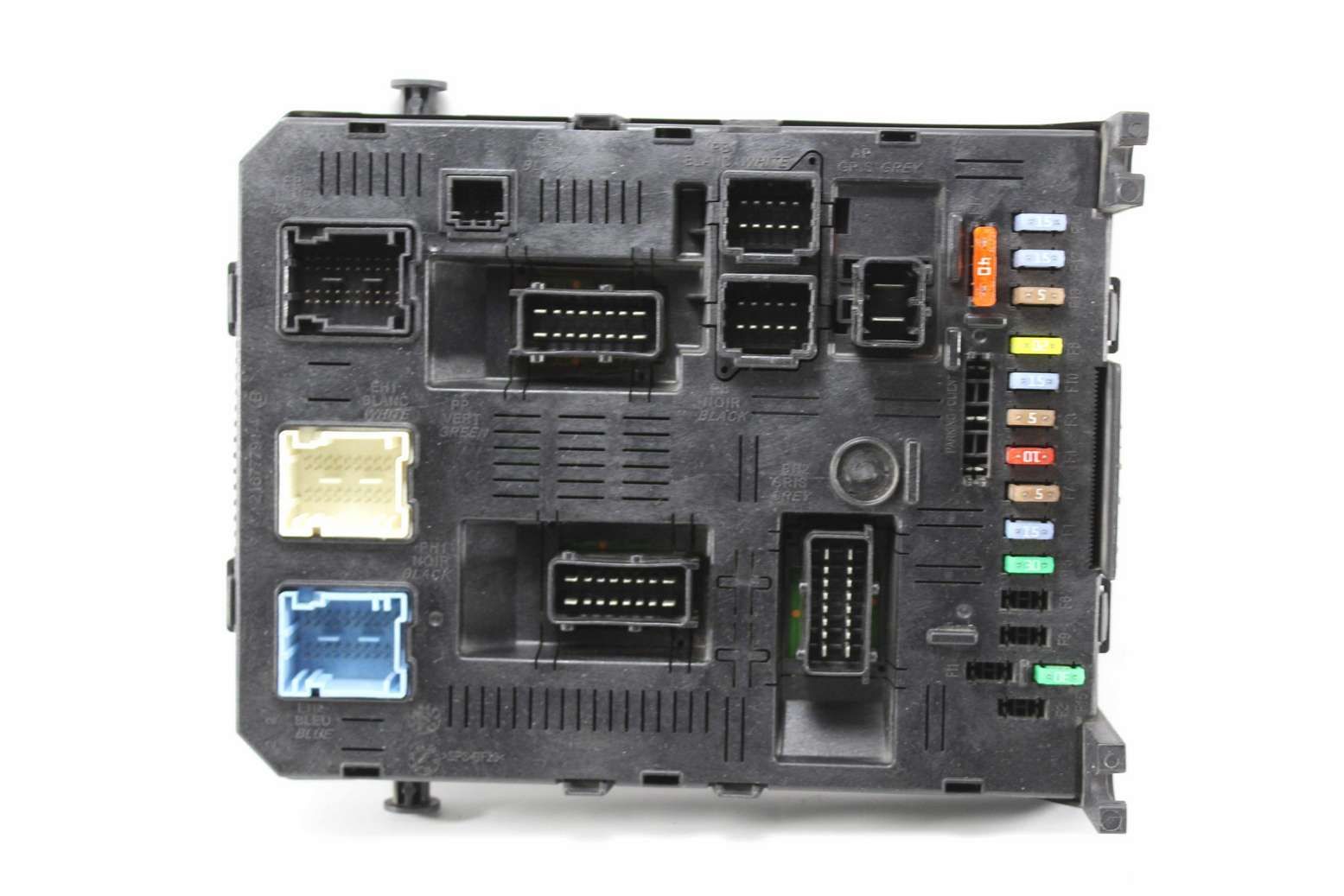 Caja de fusibles Peugeot 307 Citroen C5 9663510580 96 635 105 80 01260107