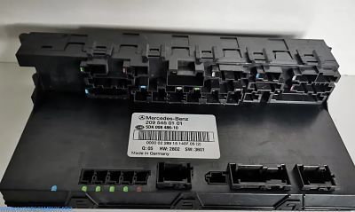 MERCEDES-BENZ C W203 MÓDULO DE FUSIBLE 2095450101 2095450101