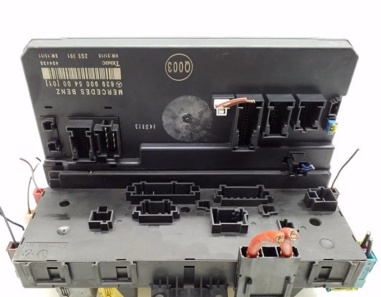 MERCEDES-BENZ VITO VIANO W639 MÓDULO DE FUSIBLE A6395450801 A6399005400