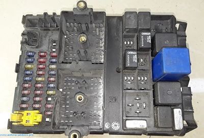 CAJA RELES / FUSIBLES JEEP GR.CHEROKEE P56038406AM
