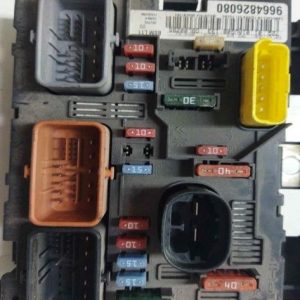 BSM Caja de fusibles Peugeot CITROEN 9664826080 BSM L11