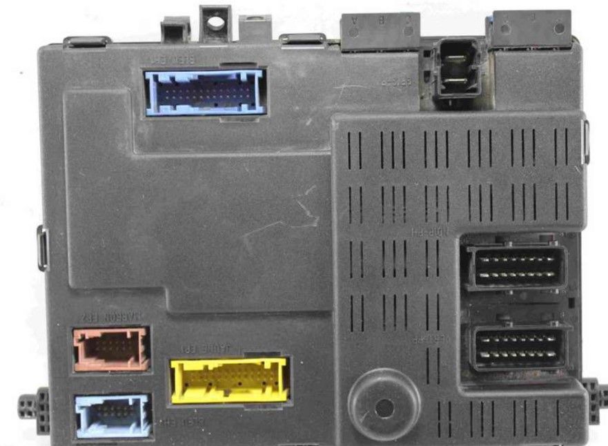 Caja de fusibles BSI Citroen Picasso 9641428180 96 414 281 80 VALEO 73005912 730 059 12
