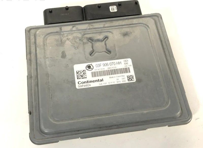 SKODA FABIA CENTRALITA MOTOR 03F906070HH 03F907309AK 5WP44824